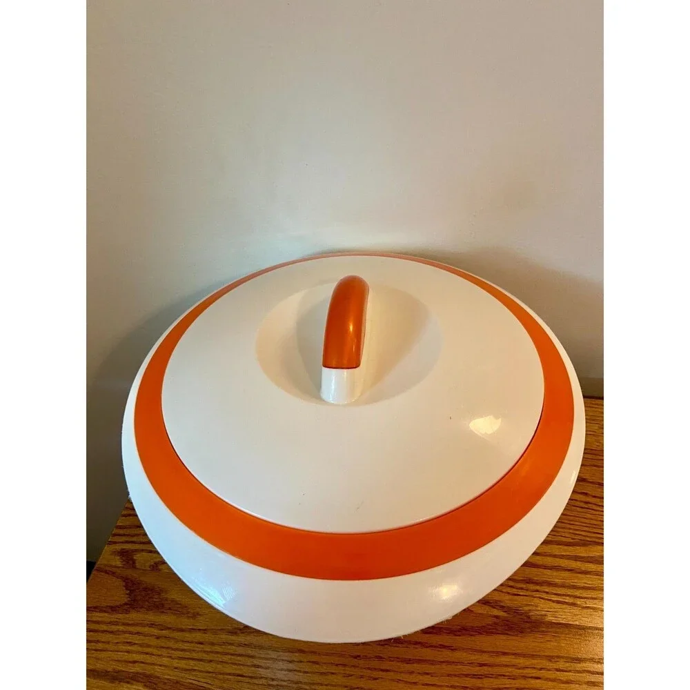 Retro Tokyo Large Thermo Insulated Food Bowl Container Locking Lid Orange MCM